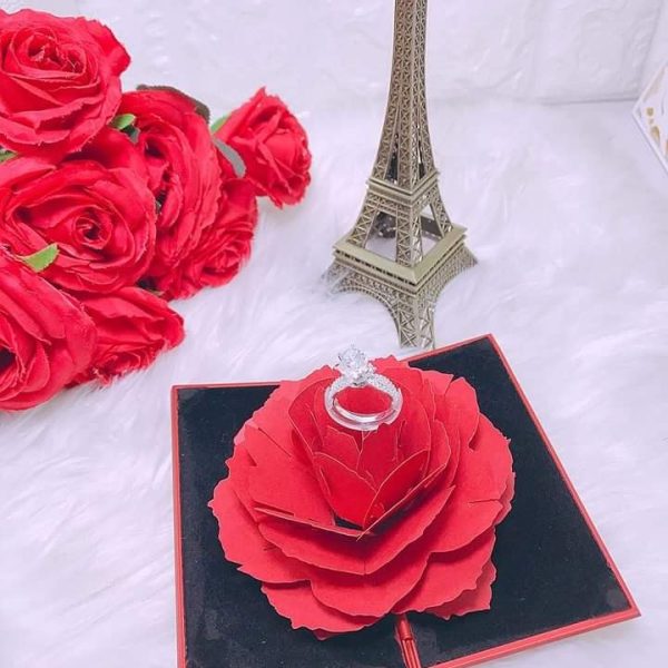 Nhẫn Đá Hộp Hoa Hồng