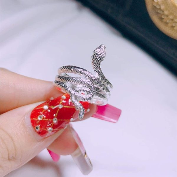 nhẫn cho chàng tuổi tỵ tại ATuoi Shop