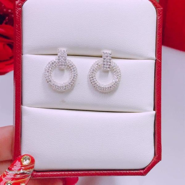 Khuyên tròn, đính đá tại ATuoi Shop